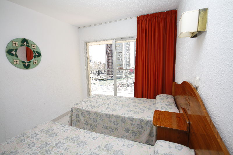 Apartamentos Niza Benidorm Kültér fotó
