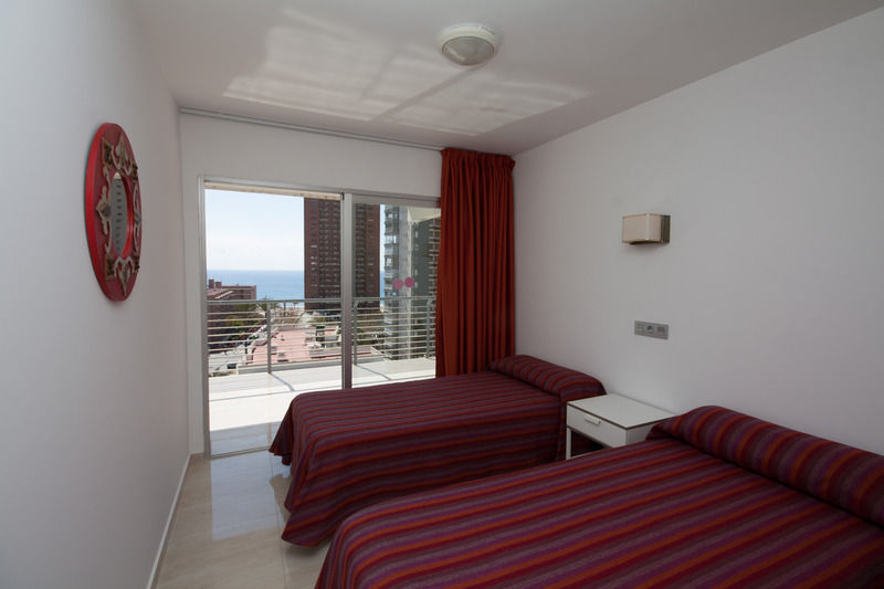 Apartamentos Niza Benidorm Kültér fotó